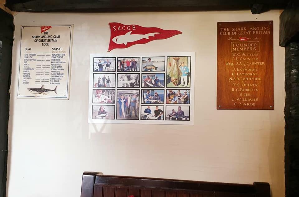 Jolly Sailor Inn Looe Bagian luar foto